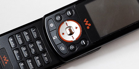 Sony Ericsson W900 review